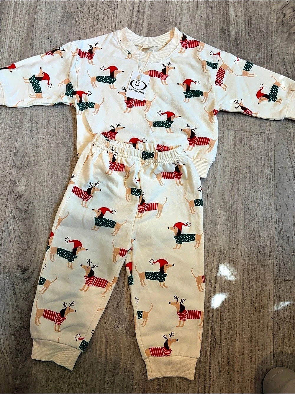 MiniOlie Baby Christmas Dog 2-piece sweat suit 12-18M NWT